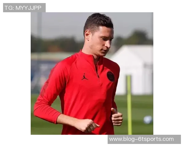 足球干洗新风潮如何改变运动装备的清洁方式与保养理念 足球干洗新风潮如何改变运动装备的清洁方式与保养理念